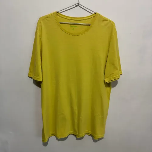 Camiseta Básica Amarela