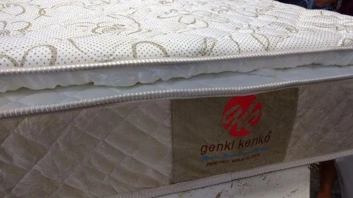 Colchão de molas ensacadas com Pillow top direto de fábrica