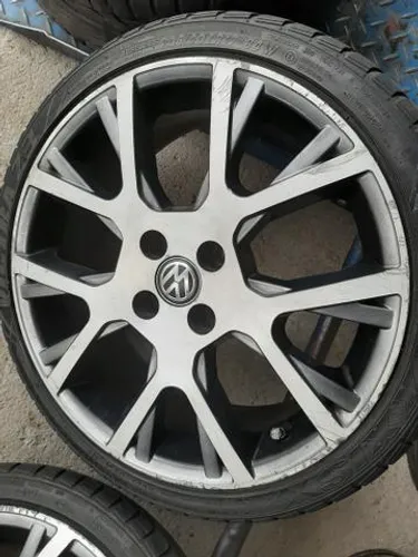 Roda aro 17 VW saveiro Cross grafite com diamantado 4X100 jogo Pneu 205 40 17 