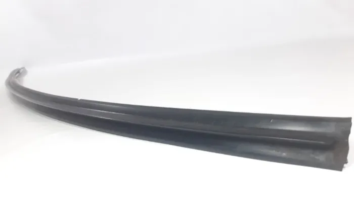 Friso Do Vidro Traseiro Mitsubishi Lancer 1997