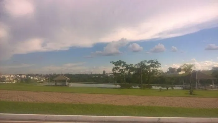 terreno condomínio florais dos lagos 449mts