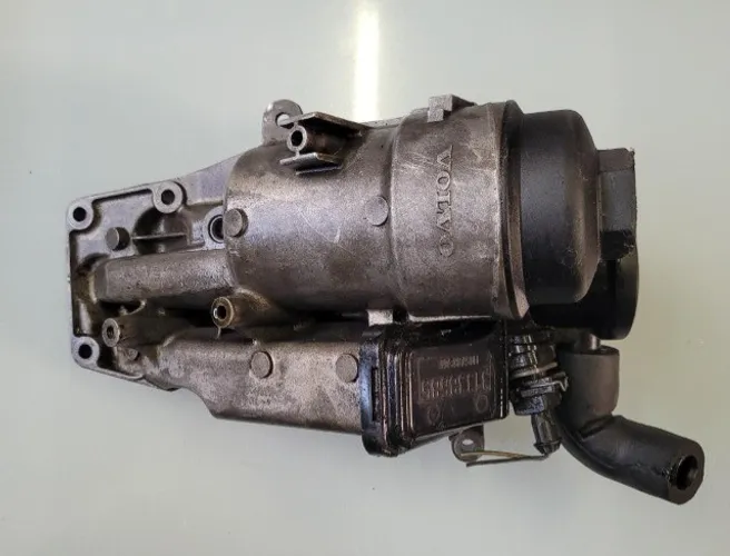 Carcaça Do Filtro De Óleo Volvo C30 C70 S40 V50 30788494 N1