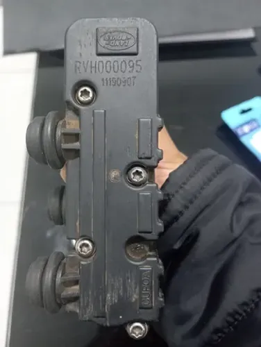 Bloco Válvula Suspensão Dianteira Land Rover Sport 5.0