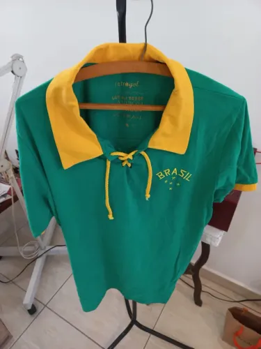 CAMISA BRASIL RETRO TAMANHO M