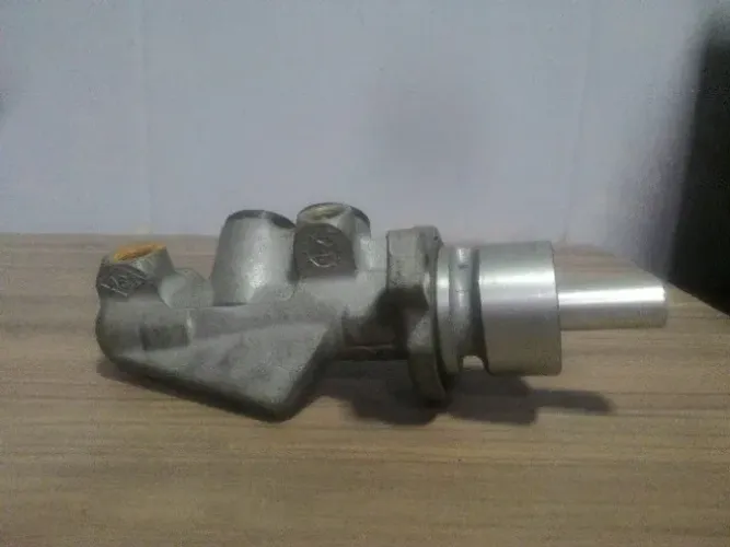 Cilindro Mestre Renault Clio S ABS S Reservatório 2001 21029499
