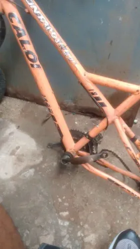 Quadro de Bicicleta de 120por 70 reais