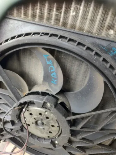 Radiador Defletor Ventoinha Gm Monza Kadett Otimo Estado (Usado