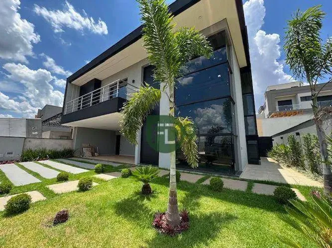 Casa no Condomínio Pau Brasil em Americana