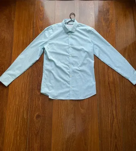 Camisa social slim fit masculina Calvin Klein