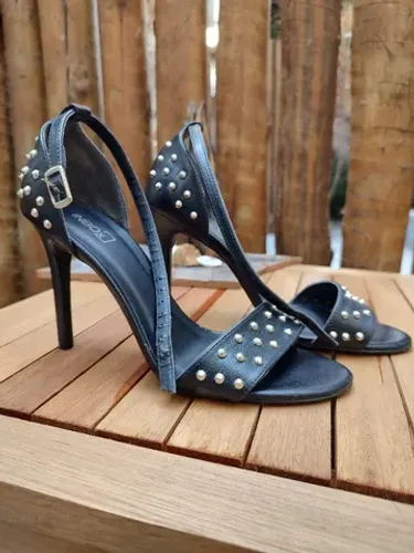 Sandália Inbox Shoes - couro original