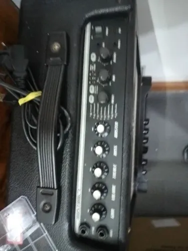Amplificador Fender Mustang I V2