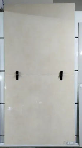Piso polido 82x82 Detroit Crema  