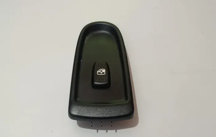 Interruptor Vidro Elétrico L D Iveco Daily 2008 A 2020