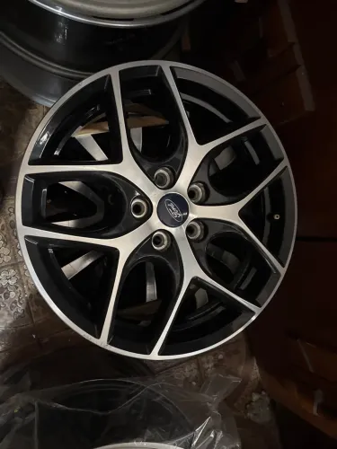 Roda Ford Focus aro 17 semi nova unidade avulsa
