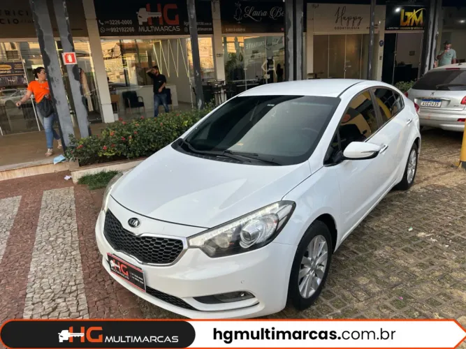 Kia Motors Cerato 1.6 16V Flex Aut. 2014