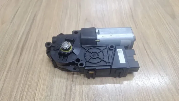 Motor Elétrico Teto Solar Ford Fusion