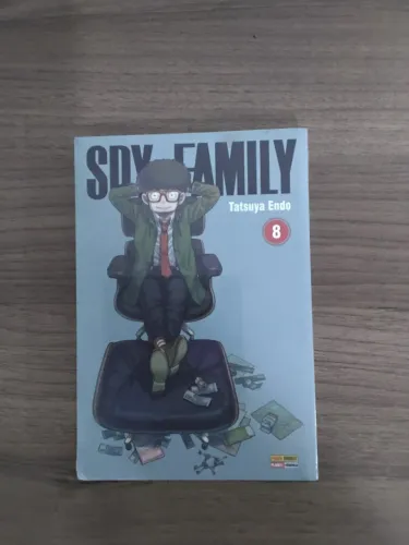Mangá vol 8 Spy x Family