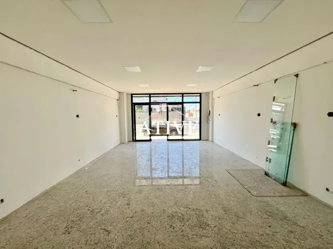 Sala comercial para locação em ótima localização em Cachoeirinha.