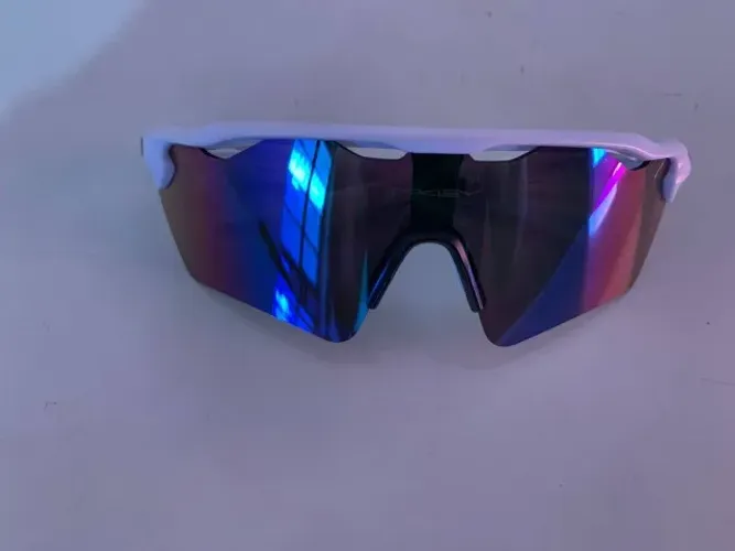 Óculos de sol masculino Oakley - Frete grátis em todo o Brasil