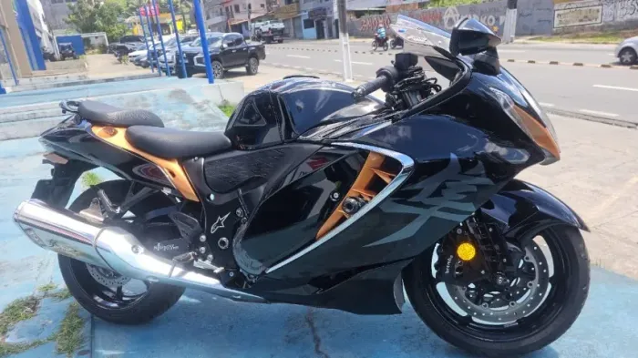 Hayabusa 1300cc 3ª Geração ? Potência e Estilo Únicos