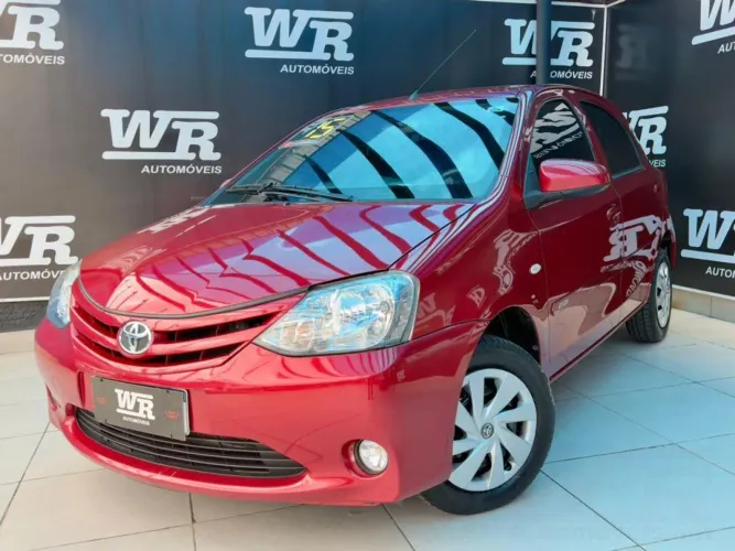 Toyota Etios X 1.3 Flex 16V 5P Mec. 2015