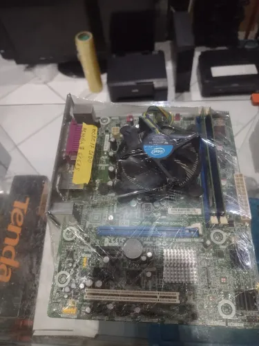 Placa-Mãe Intel Core i7 3GERACAO+ 8GB RAM