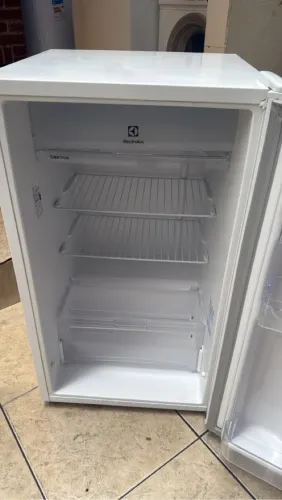 Frigobar Electrolux - Compacto e eficiente