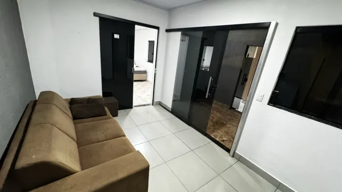Casa recém-reformada no Paranoá, pronta para morar - Quadra 24