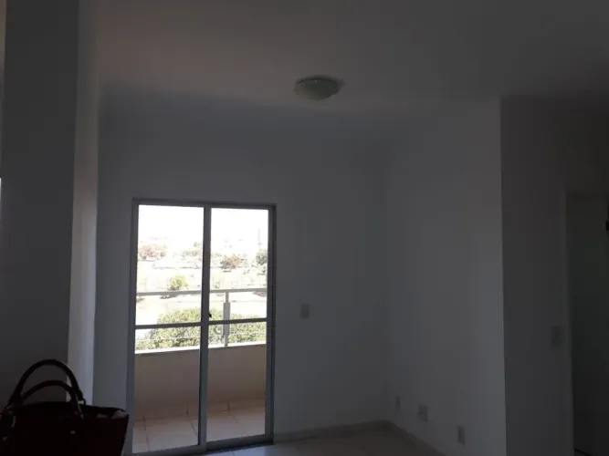 Apartamento com elevador, 2 quartos, sala com sacada - Spazio Rio Tinto