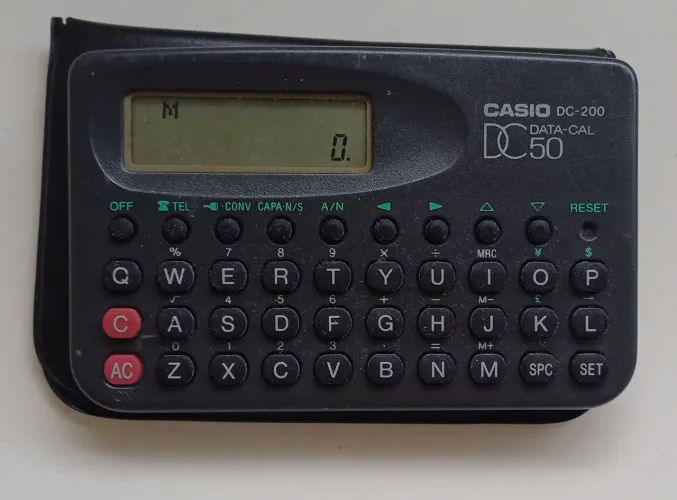 Agenda e calculadora Casio DC-200 Anos 80