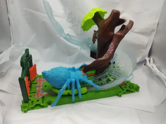Playset Aranha e Teia - Hot Wheels (usado)