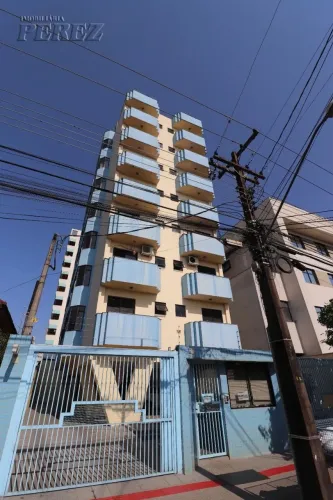 Apartamento à venda na Rua Brasil no centro de Londrina - Residencial Brasil