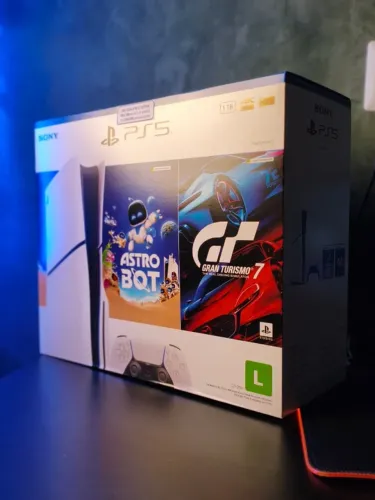 PS5 SLIM 1TB C/Leitor - ACEITO SEU CELULAR 