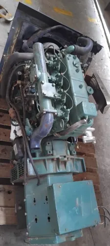 Gerador de energia diesel trifasico 25KVA TD25SGE3 - Toyoma