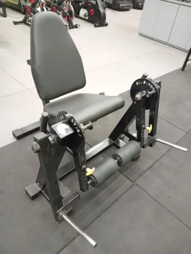 Extensora unilateral articulada