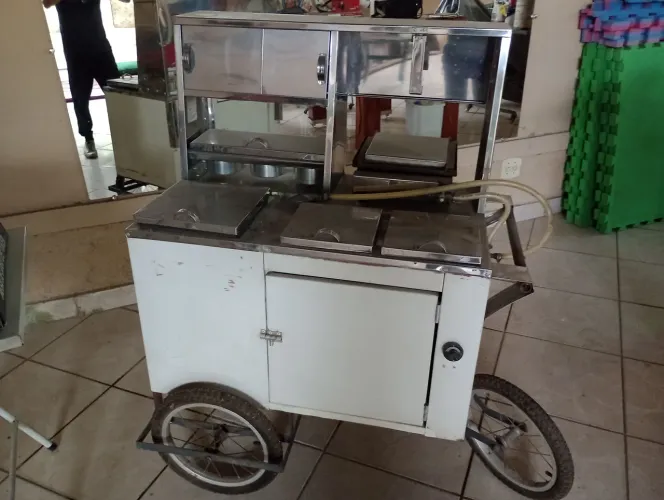 Carrinho de venda de comida