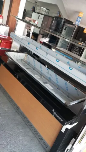 NZ. Buffet COMBINADO DUPLO 10 cubas aquecidas e 5 refrigeradas Gelopar