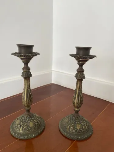 Castiçais de bronze antigos