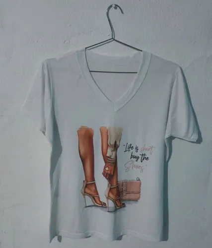 Camiseta T-shirt Tamanho: M Cor: Branca - Shein