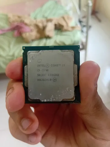 Cpu, i3 7100 com cooler Box 