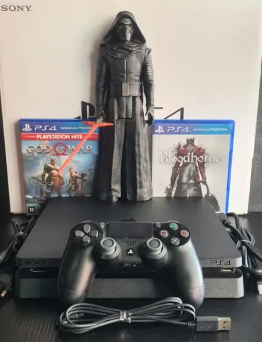 PS4 SLIM 1TB+BASE P/ CARREGAR CONTROLE (SEMI-NOVO) C/ GARANTIA_SOMOS LOJA EM CAXIAS 