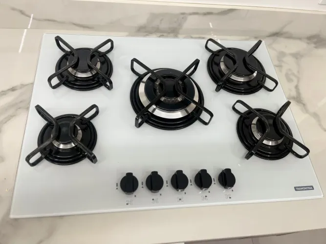 Cooktop Tramontina com 5 bocas - Design Moderno