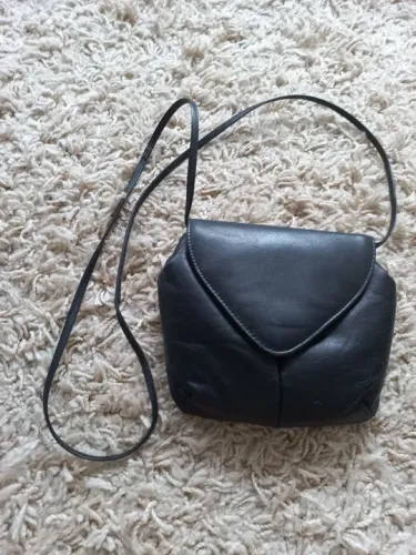 Bolsa de Ombro Preta de Couro