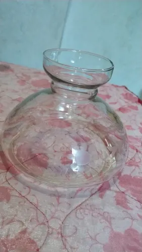 Cúpula vidro transparente lapidado 