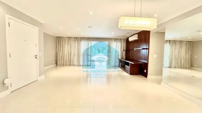 Campo Belo Garden com 262m vende e aluga, 3 suítes varanda gourmet e jacuzzi e quintal.