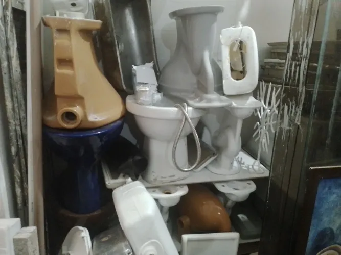 Vaso sanitário  normal  40$ cada ,vaso acoplado  50$ cada ,SO O VASO 