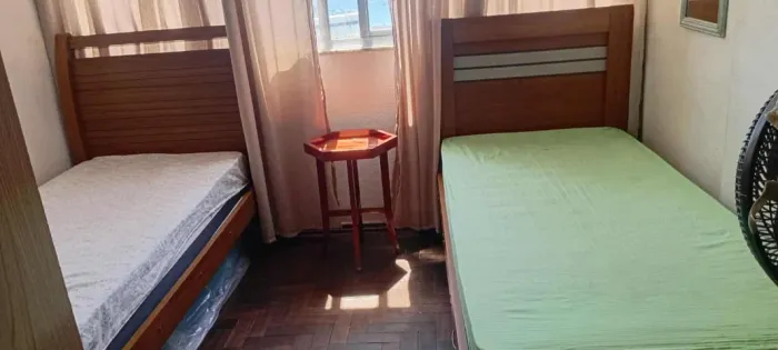 Vagas para moças em Botafogo