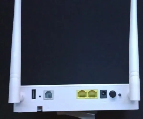 Modem Roteador Óptico Modelo 2.4g