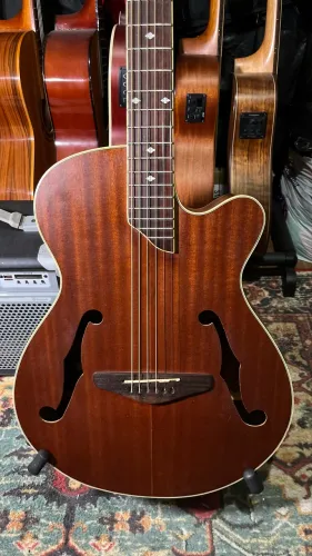 Violão Hofma HMF 240 Sapele Eletroacústico Aço Mini Jumbo 