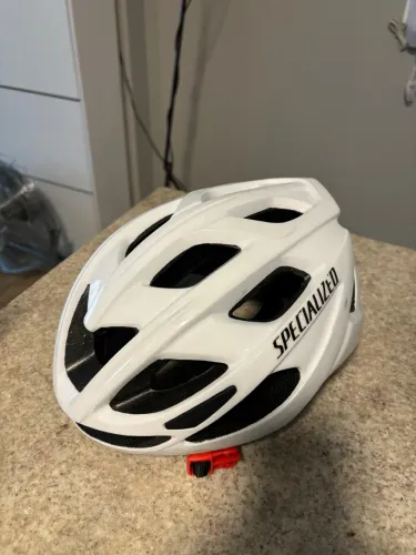 Capacete Specialized